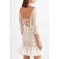 Weiß gekräuselte Spitze drei Viertel Länge Ärmel Mini Sommerkleid Herstellung Großhandel Mode Frauen Bekleidung (TA0333D)